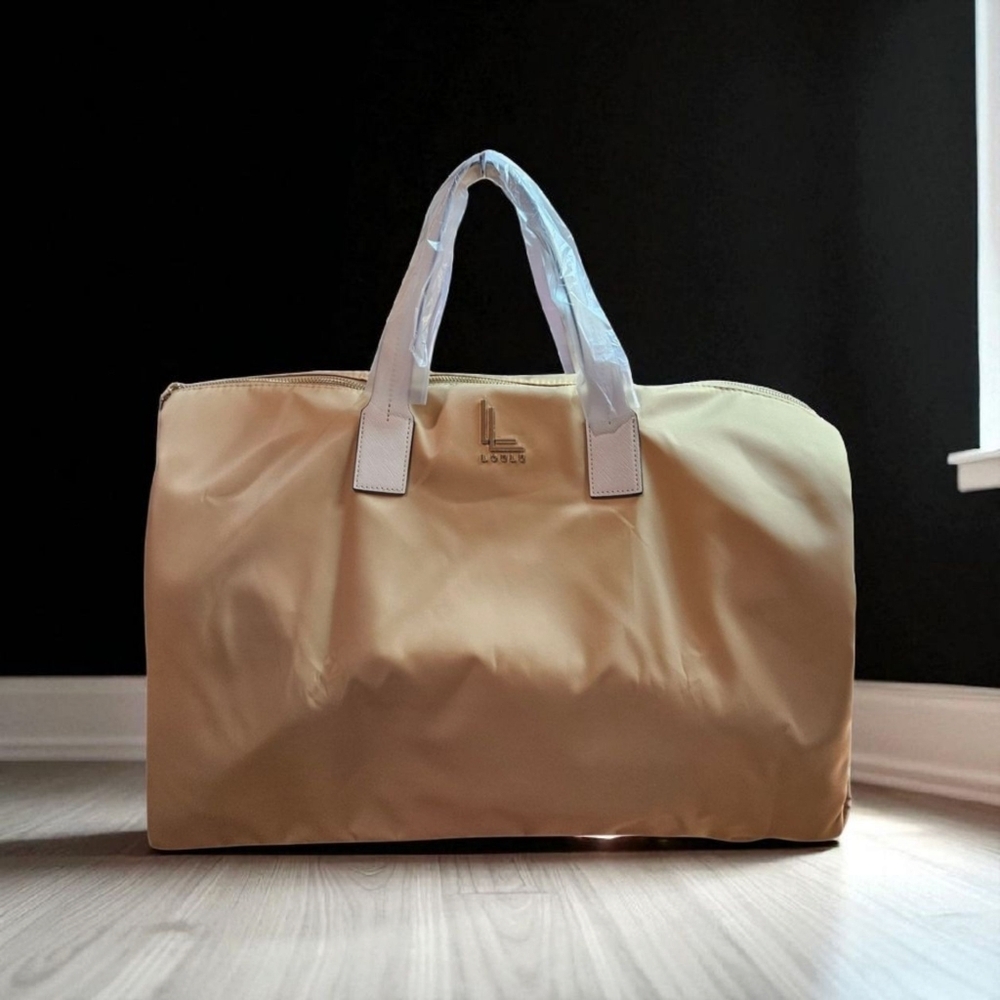 LOULU Cream Travel Bag